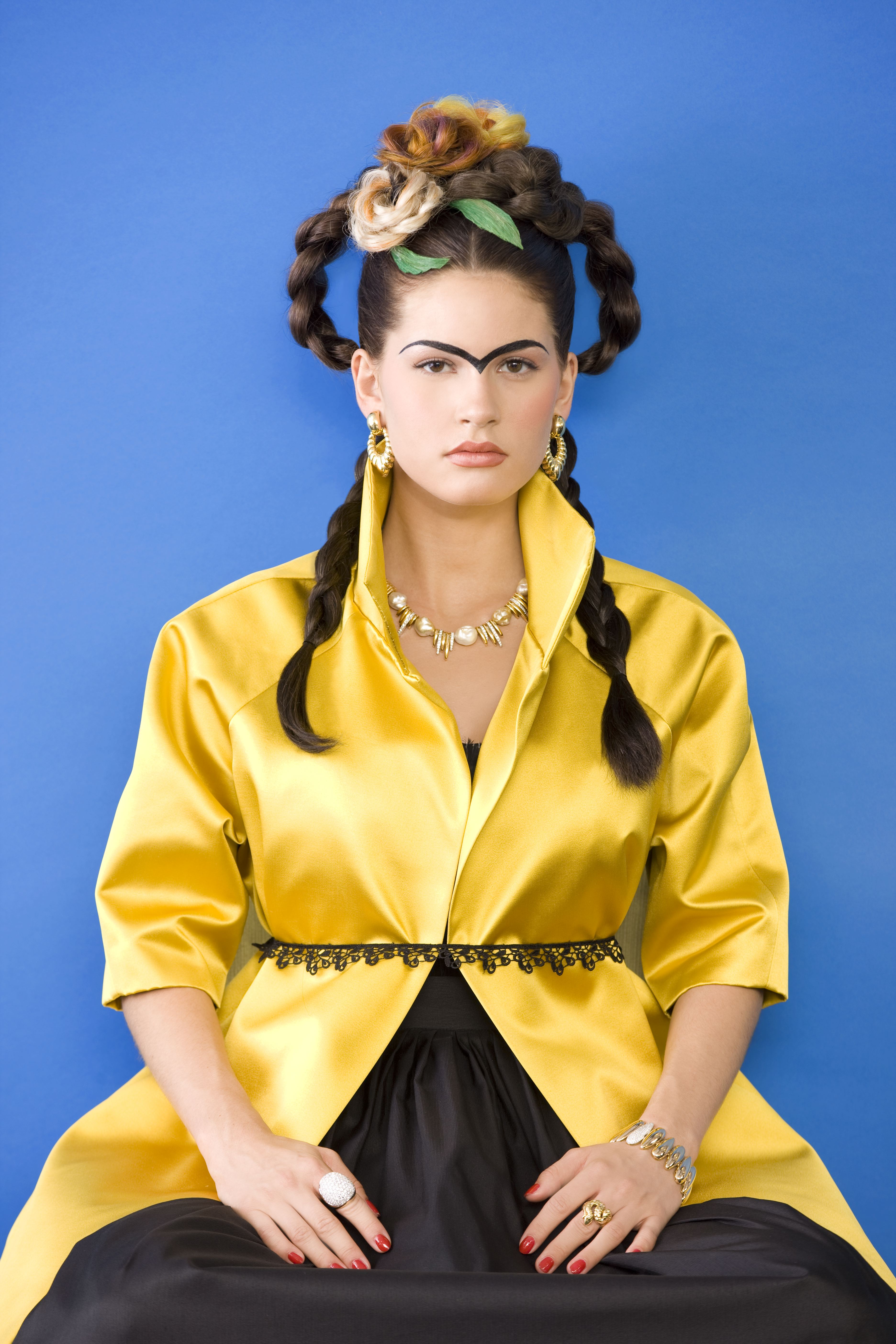 frida_in_fashion_dehoo_12.jpg